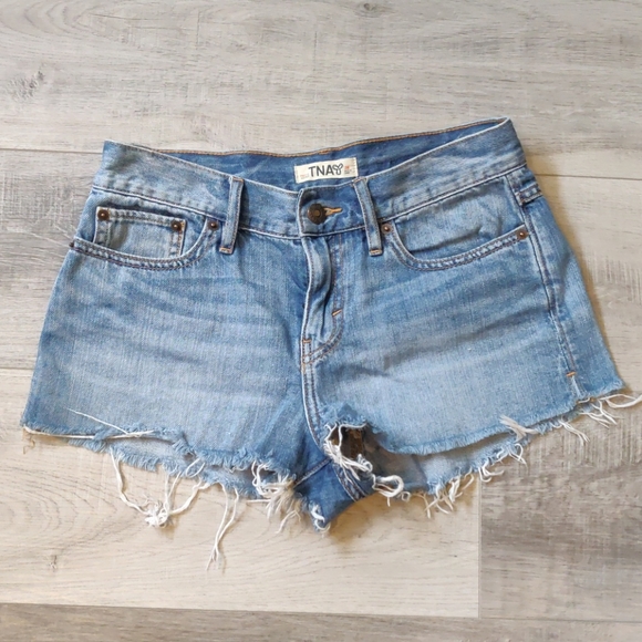TNA high waisted cutoff denim shorts - Picture 1 of 2